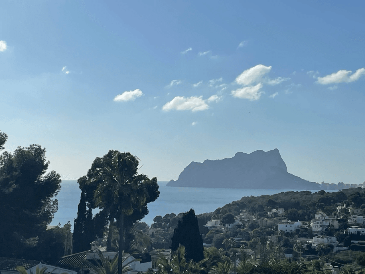 Villa de plain-pied à vendre avec une vue mer magnifique, à proximité des commodités à San Jaime, Benissa