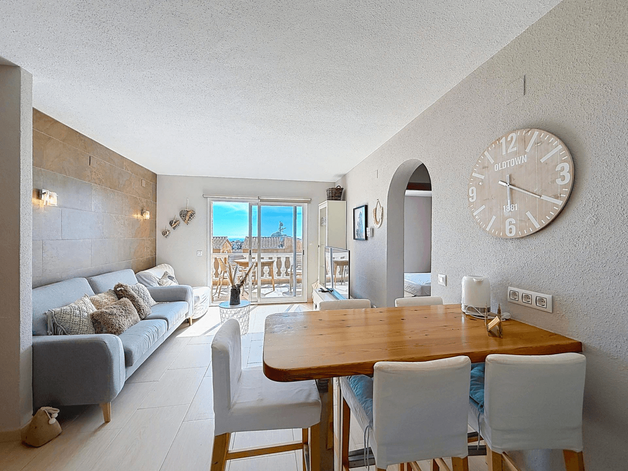 Appartement rénové à Cumbre del Sol avec vue sur la mer