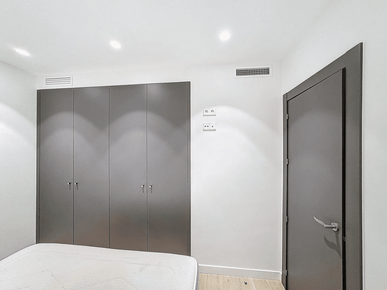 Cumbre del Sol, appartement moderne avec jardin privé