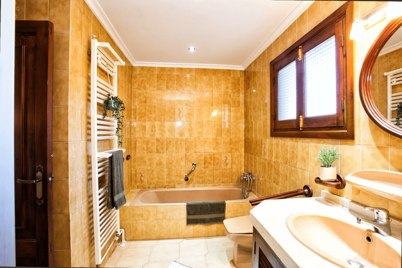 Villa traditionnelle avec vue sur la mer à vendre à Benissa
