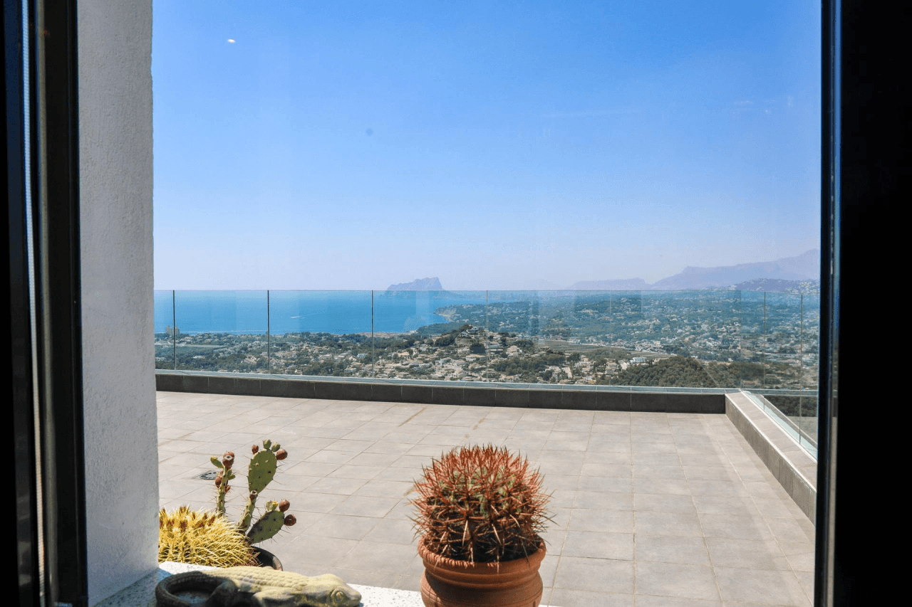 Villa moderne avec vue panoramique