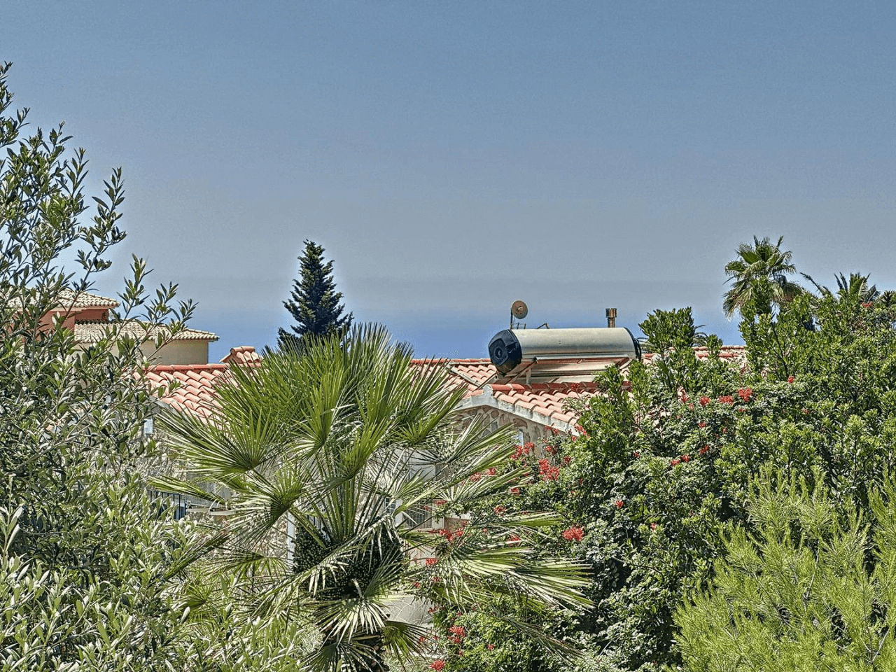 Villa Cumbre del Sol avec piscine privée proche de tous les services