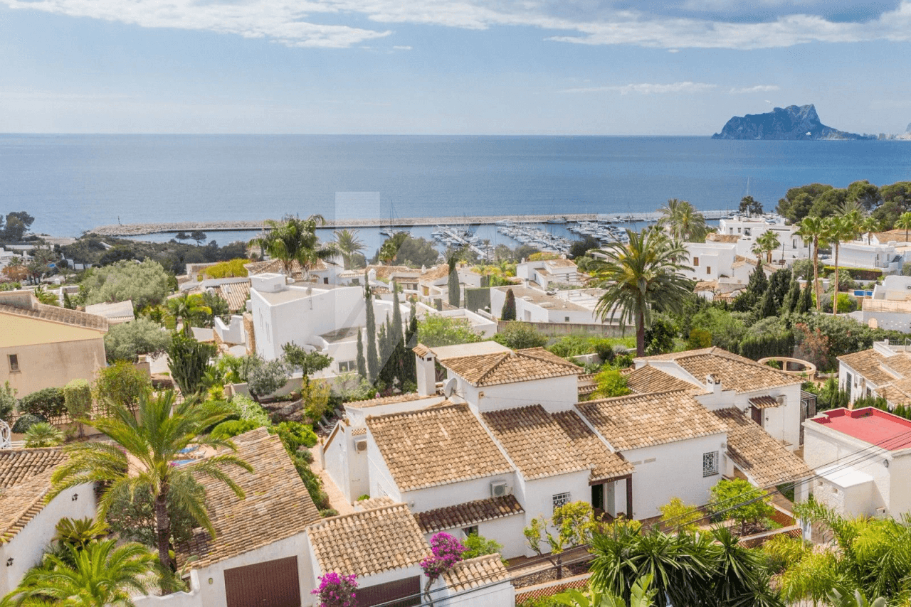 Villa de luxe à vendre à Moraira, Pla del Mar, avec vue sur la mer.