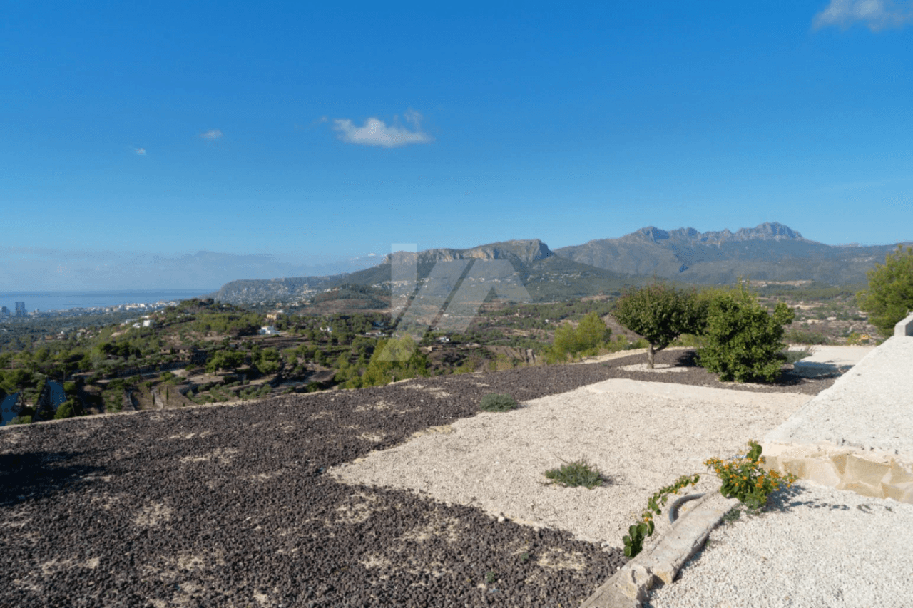 Finca en venta con vistas al mar en Benissa. Costa Blanca.