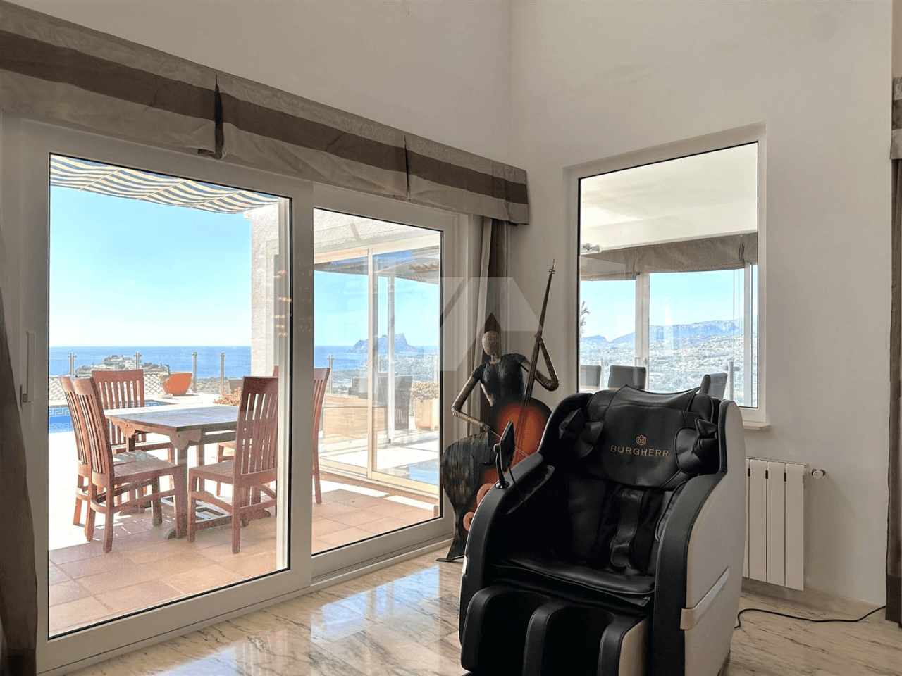 Villa exceptionnelle à vendre avec vue sur la mer à Moraira.
