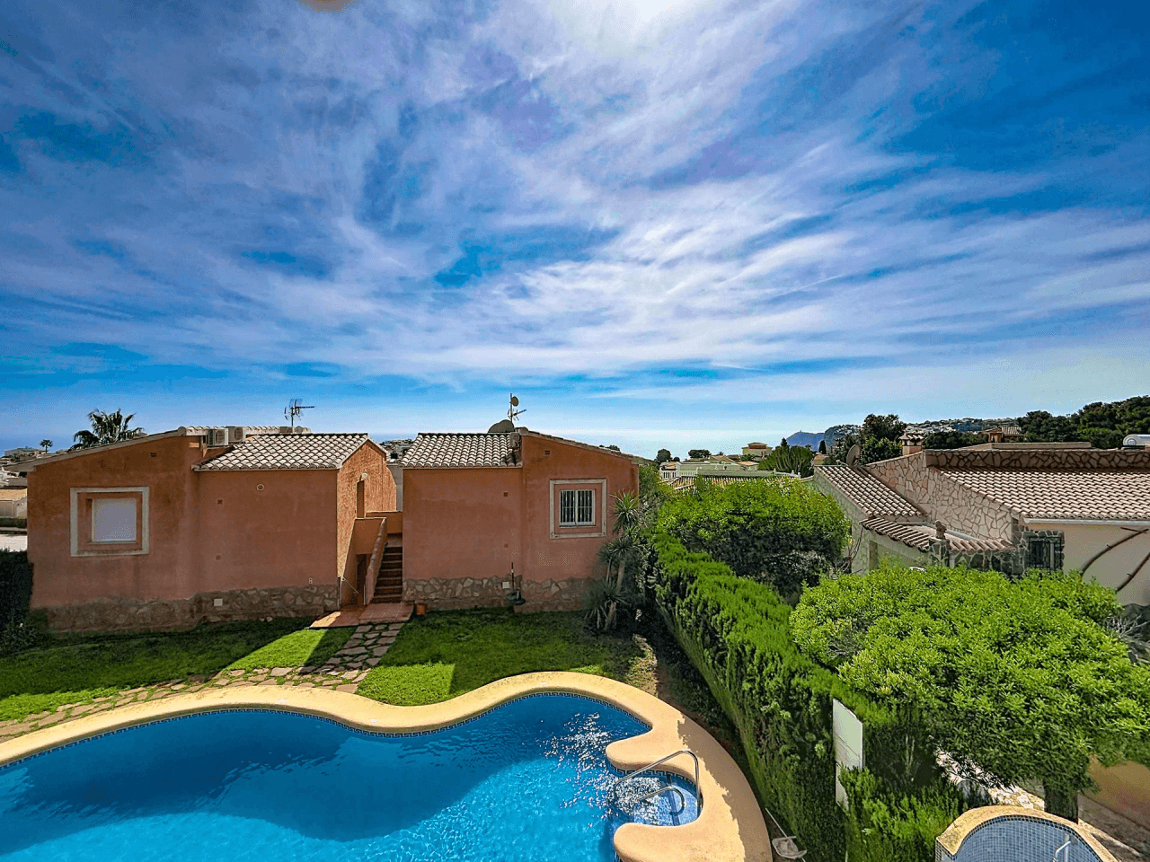 Appartement rénové à Cumbre del Sol avec vue sur la mer