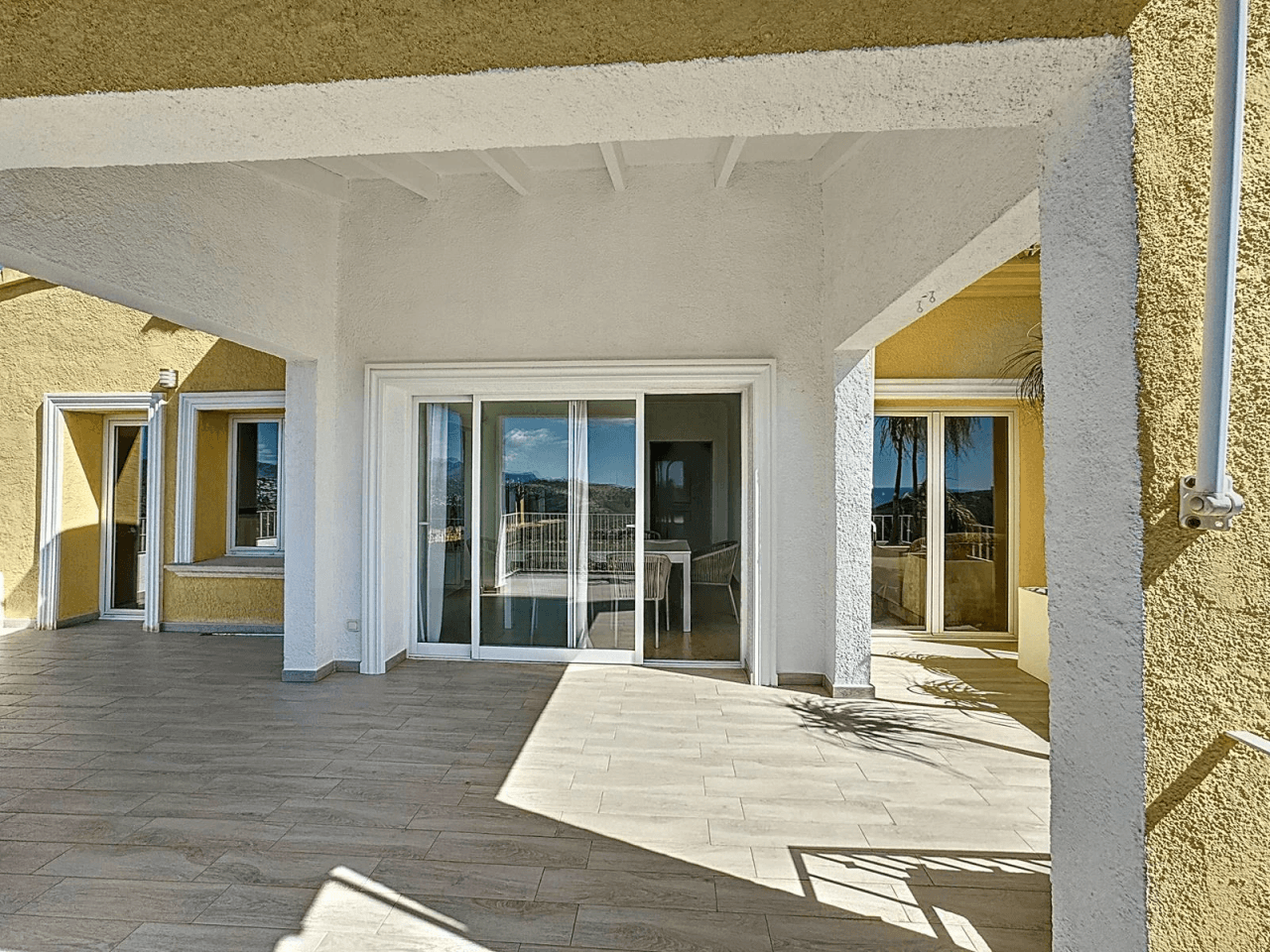 Villa Cumbre del Sol avec des vues spectaculaires