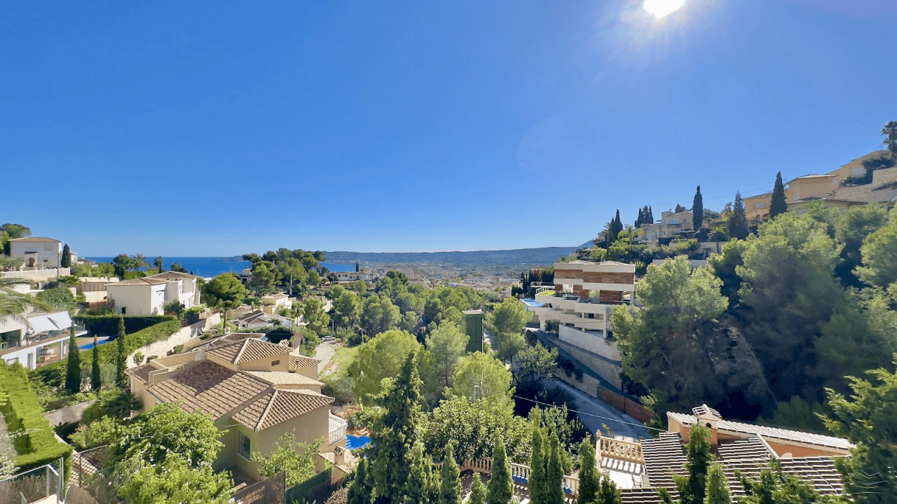 Villa moderne à vendre à La Corona avec vue sur la mer - Javea