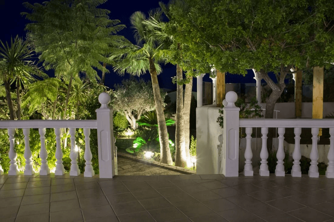 Villa rénovée à Cumbre del Sol avec vue sur la mer