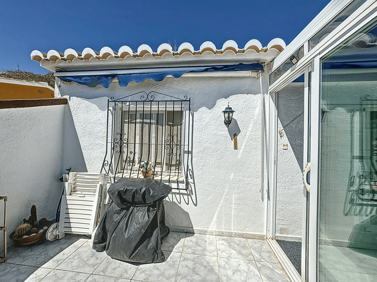 Cumbre del Sol appartement avec des vues spectaculaires sur la mer à Pueblo Panorama
