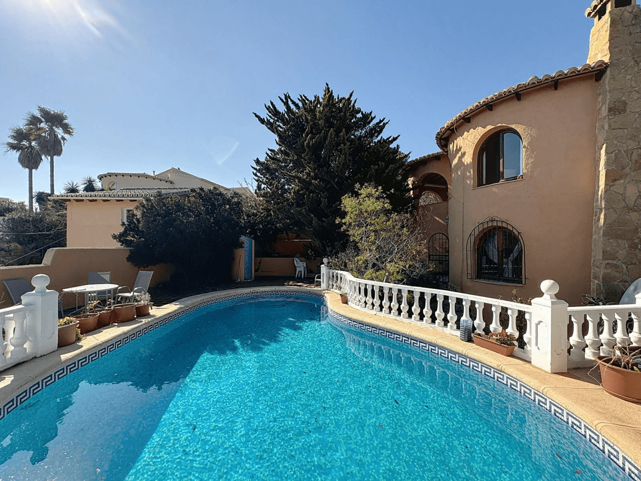 Villa Cumbre del Sol avec piscine privée et vue sur la mer