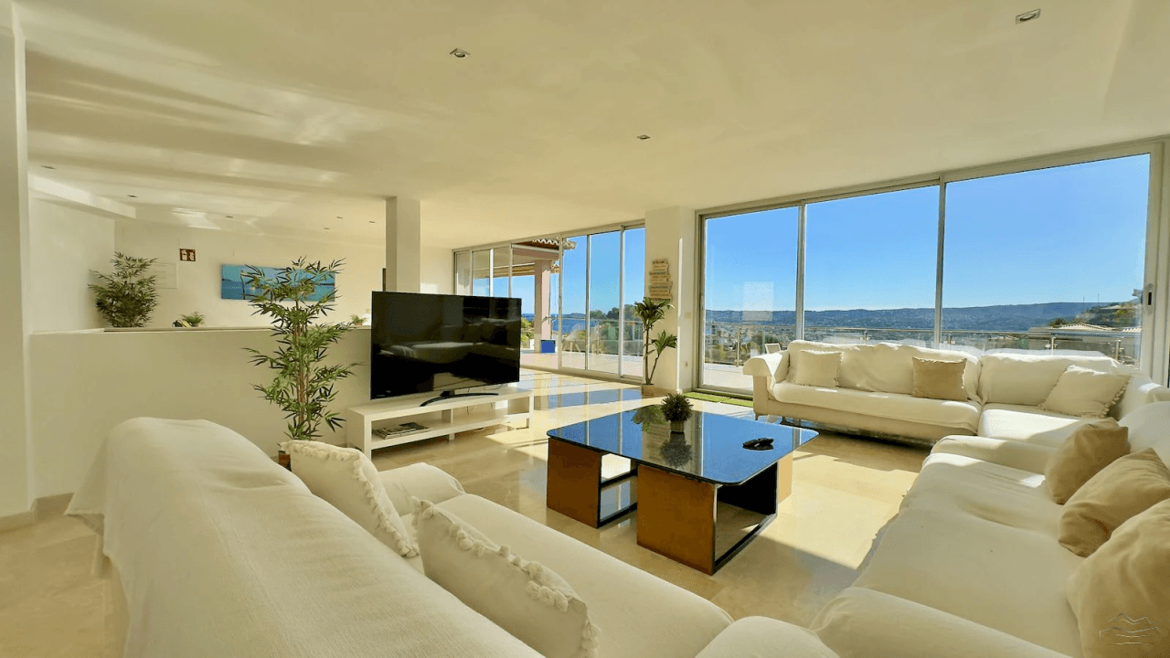 Villa moderne à vendre à La Corona avec vue sur la mer - Javea