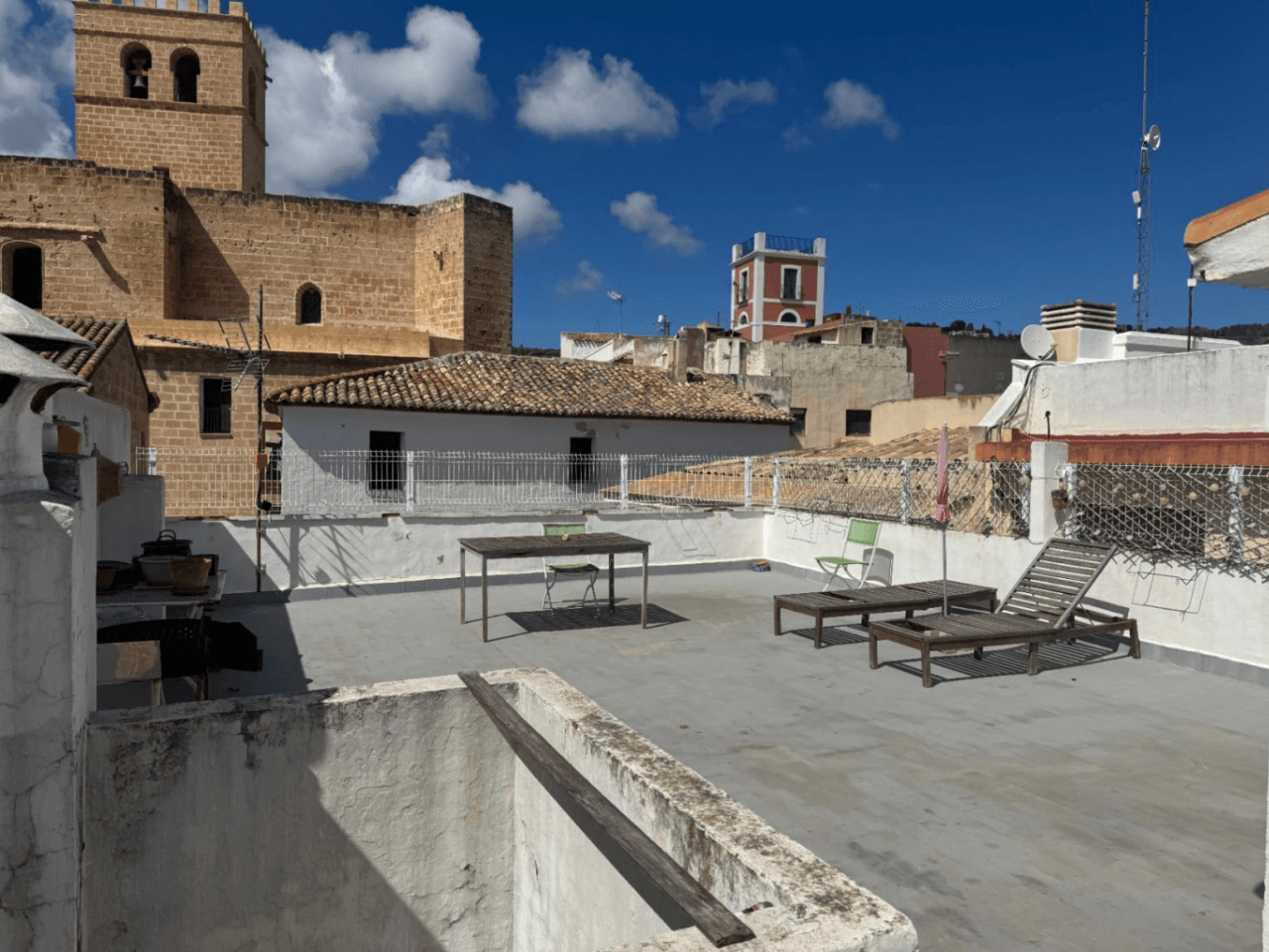 Oportunidad única en el corazón de Jávea – Casa de pueblo para reformar