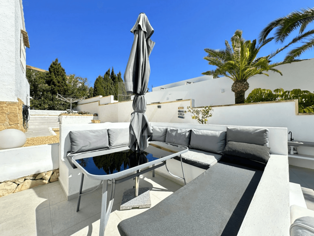 Villa avec vue sur la mer à vendre à Moraira, Costa Blanca.