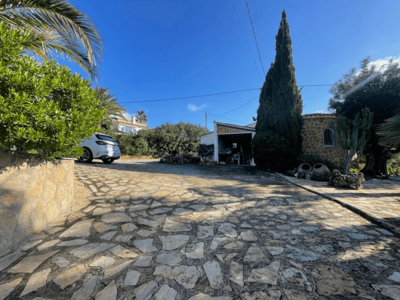 Villa de plain-pied à vendre avec une vue mer magnifique, à proximité des commodités à San Jaime, Benissa