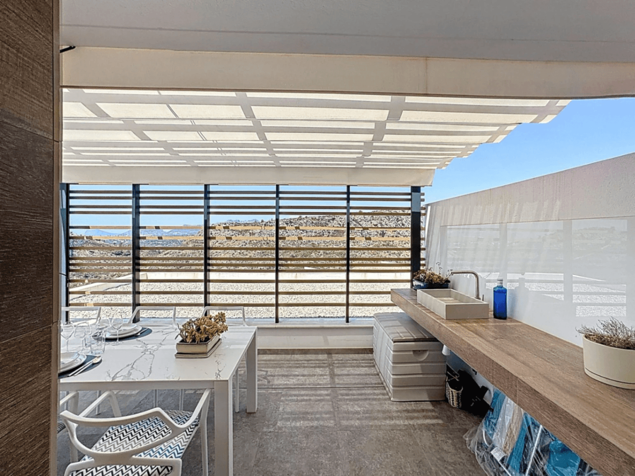 Impressionnant penthouse moderne à Cumbre del Sol avec vues panoramiques dans les Jardins de Montecala