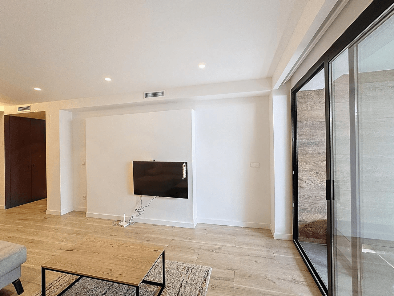 Cumbre del Sol, appartement moderne avec jardin privé