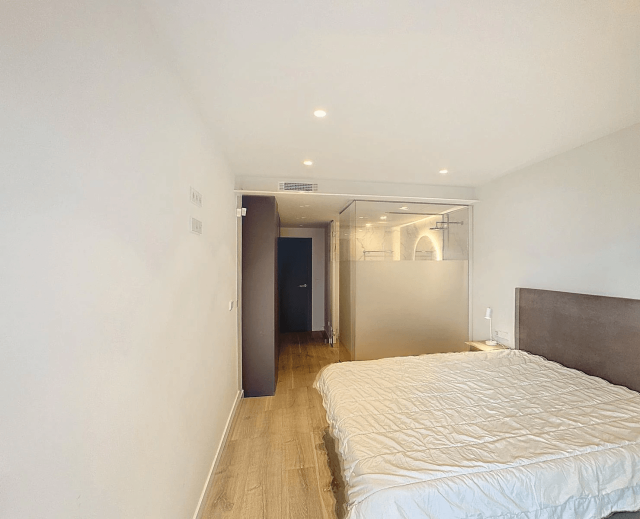 Cumbre del Sol, appartement moderne avec jardin privé