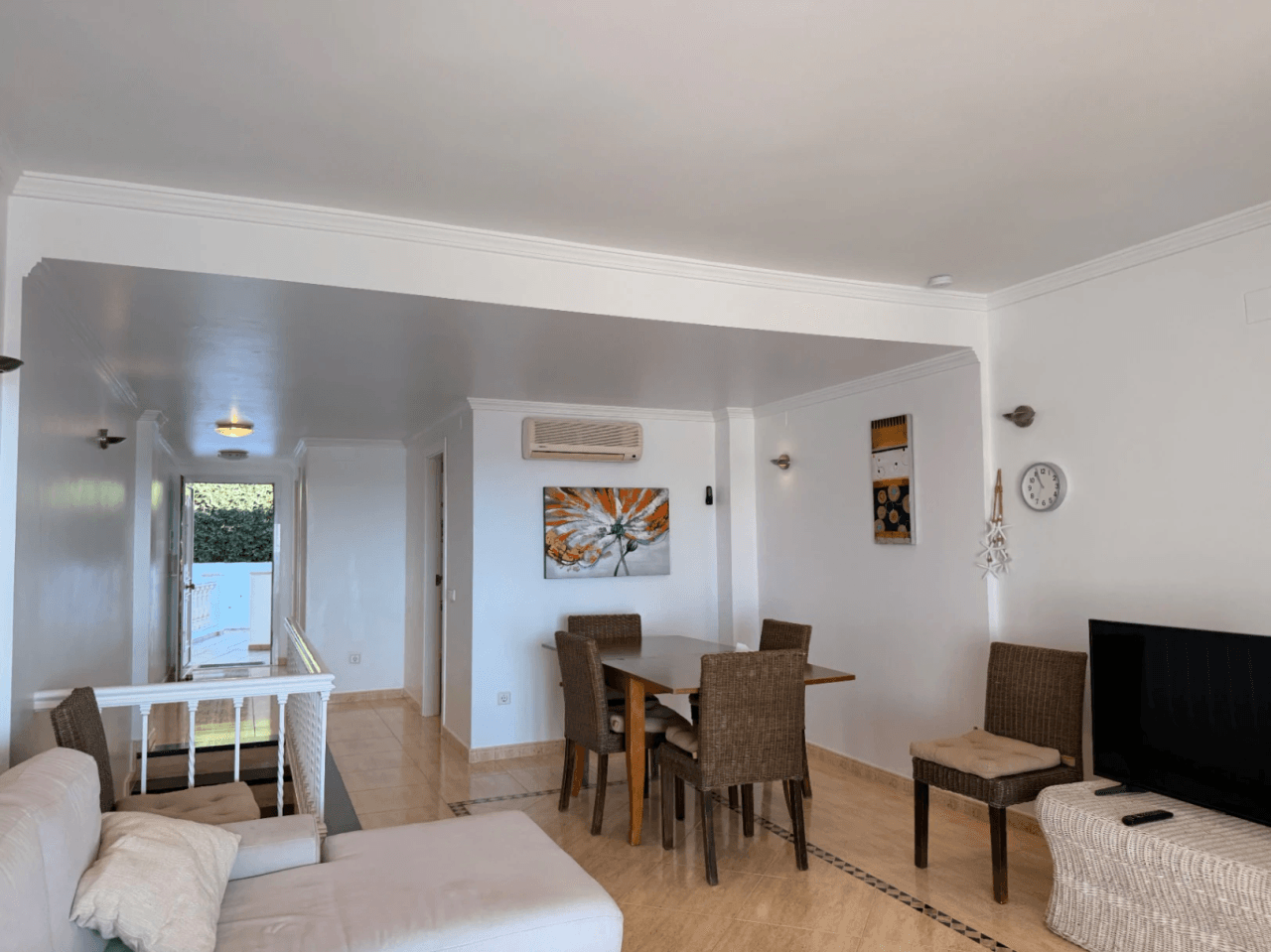 Apartamento en primera línea con vista al mar en venta en Platgetes, Moraira