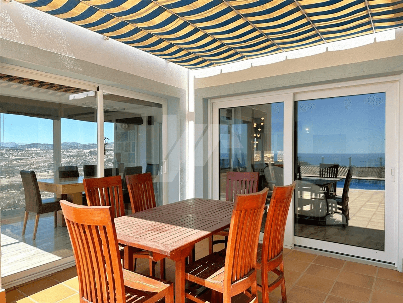 Villa exceptionnelle à vendre avec vue sur la mer à Moraira.