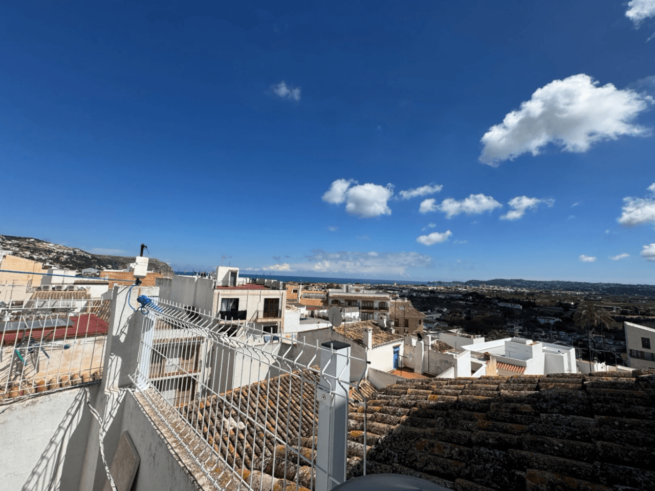 Oportunidad única en el corazón de Jávea – Casa de pueblo para reformar