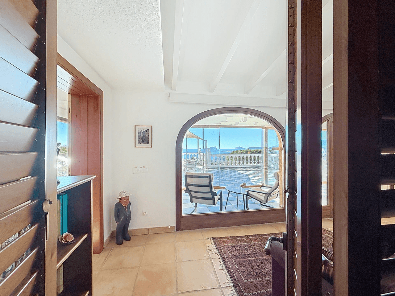 Villa Cumbre del Sol sur parcelle double avec vue panoramique à Kalmias