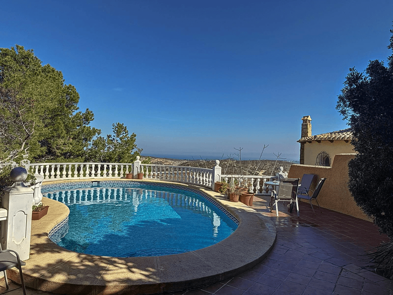 Villa Cumbre del Sol avec piscine privée et vue sur la mer