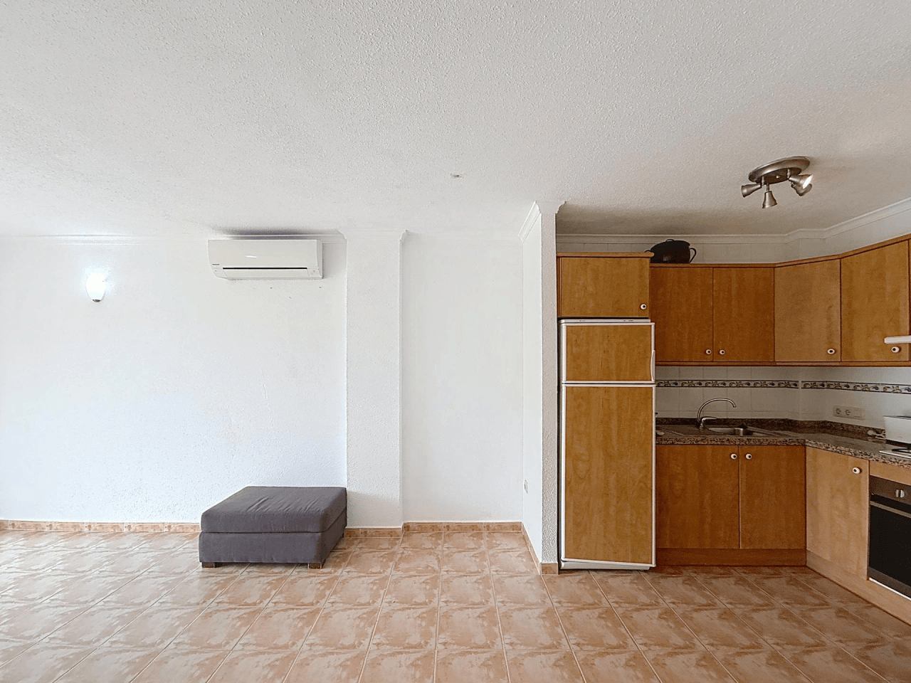 Cumbre del Sol appartement dans le Pueblo Montecala