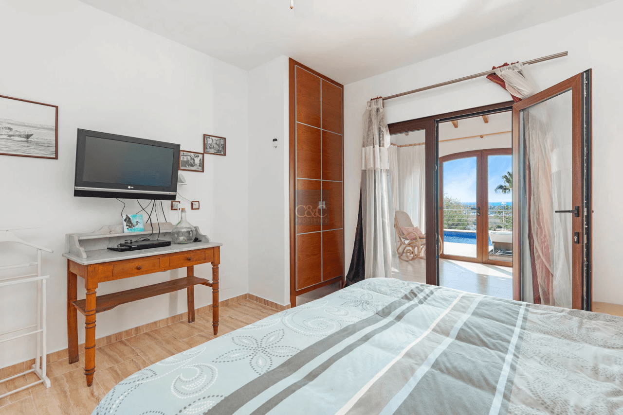 Villa avec vue sur la mer à 900m de la plage