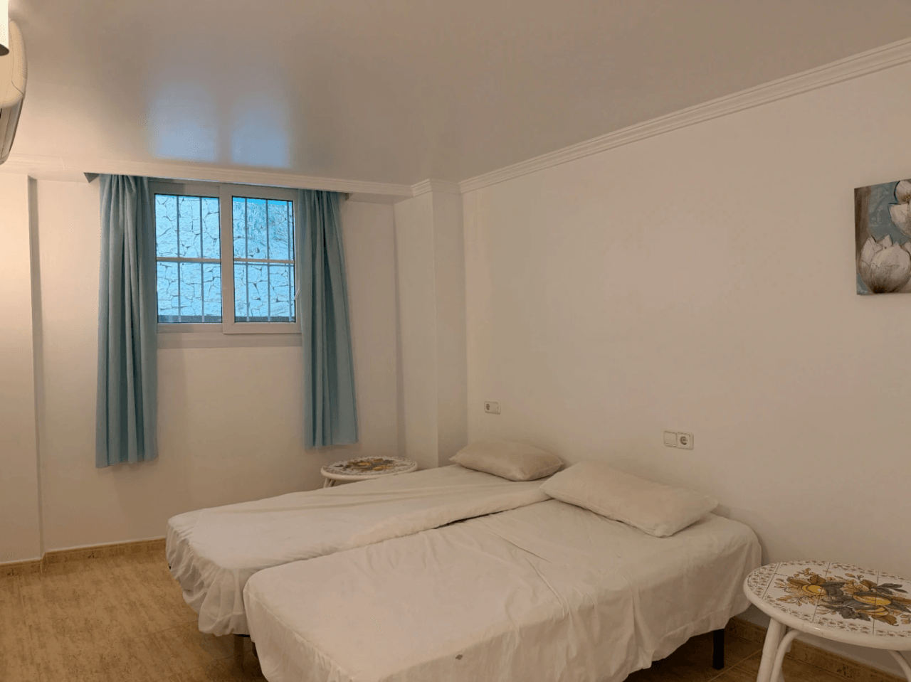 Apartamento en primera línea con vista al mar en venta en Platgetes, Moraira