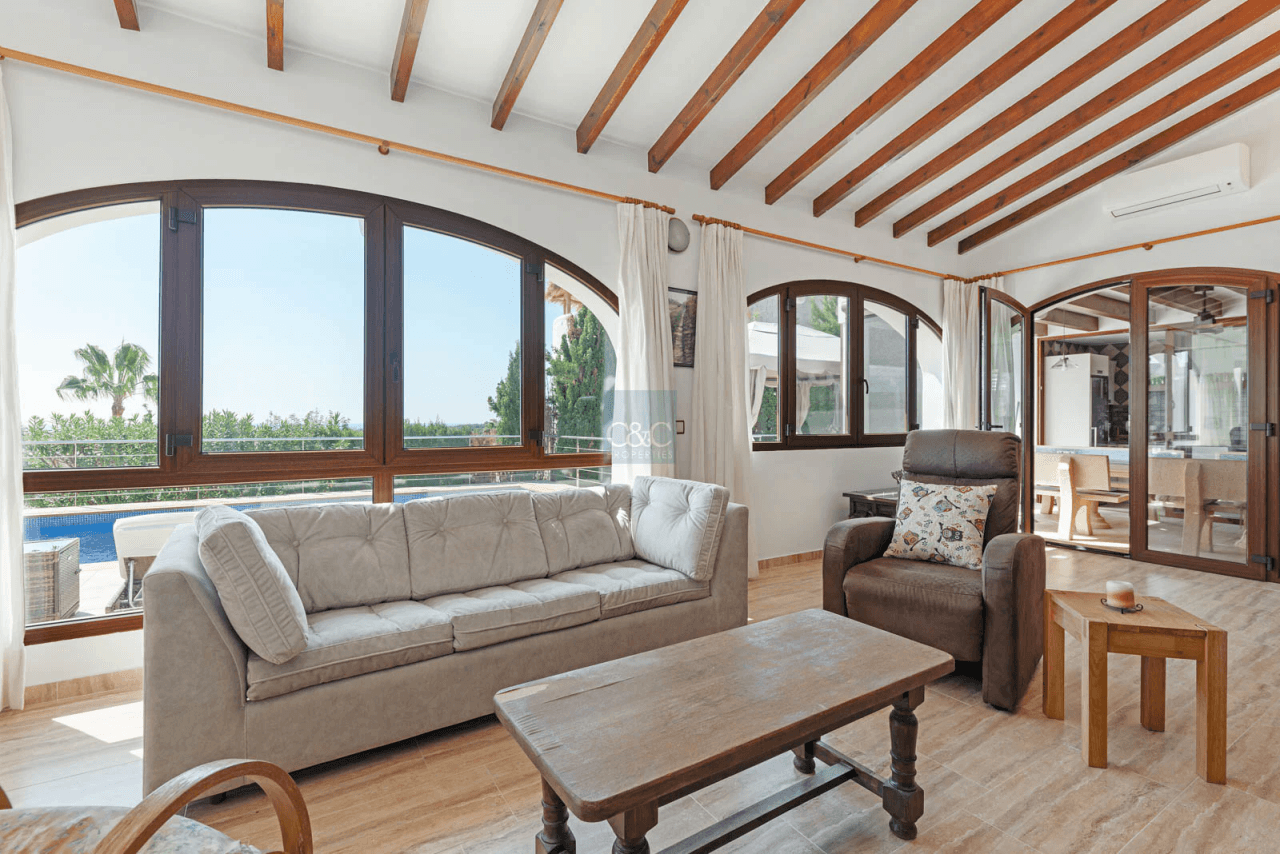 Villa avec vue sur la mer à 900m de la plage