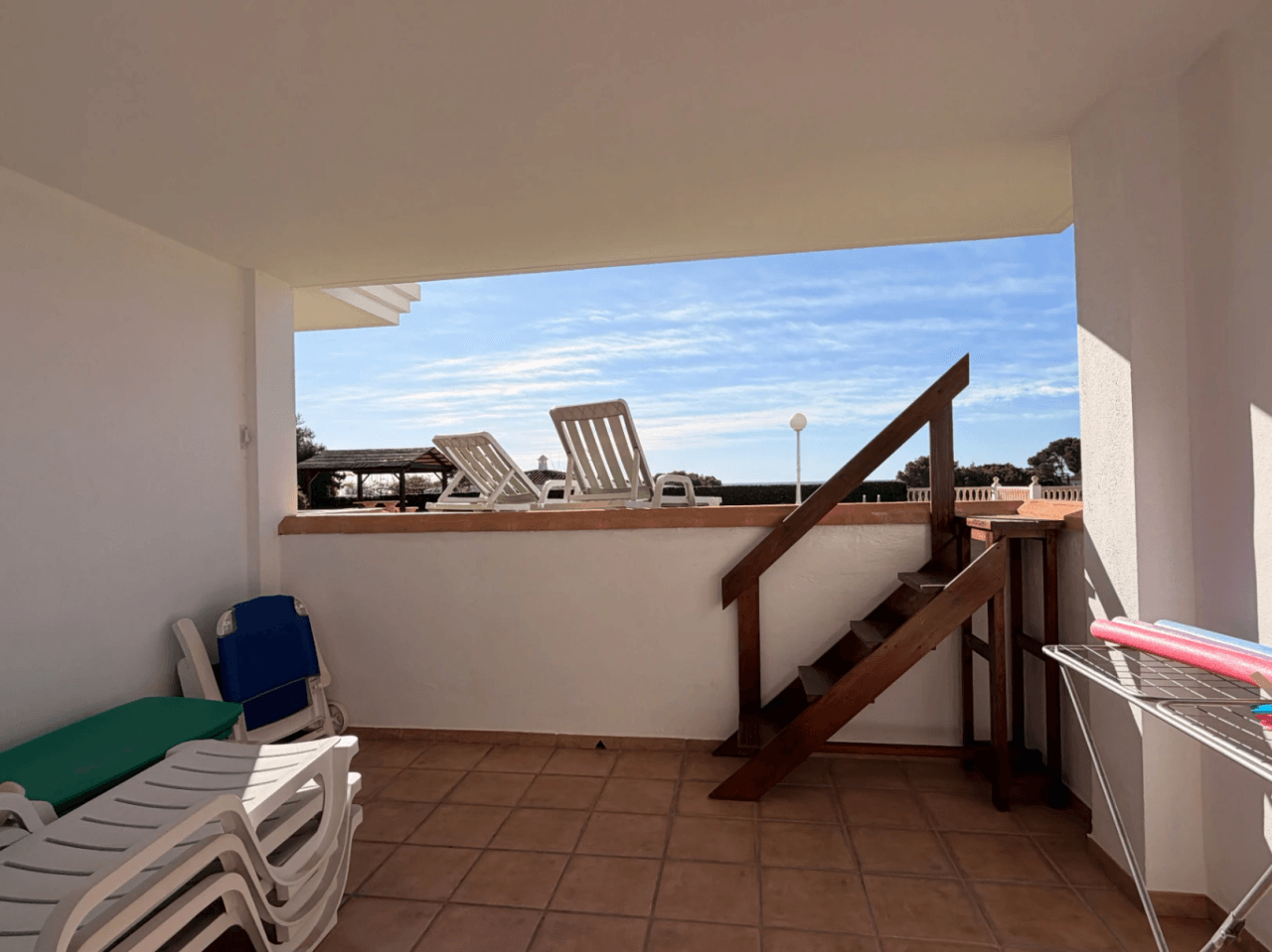 Apartamento en primera línea con vista al mar en venta en Platgetes, Moraira