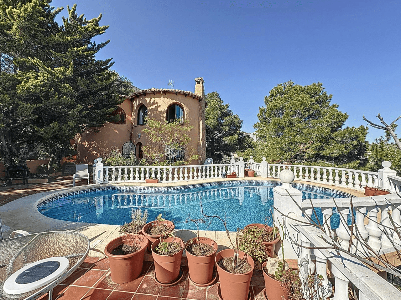 Villa Cumbre del Sol avec piscine privée et vue sur la mer