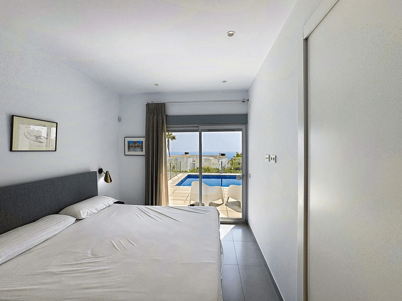 Villa moderne Cumbre del Sol avec vue sur la mer