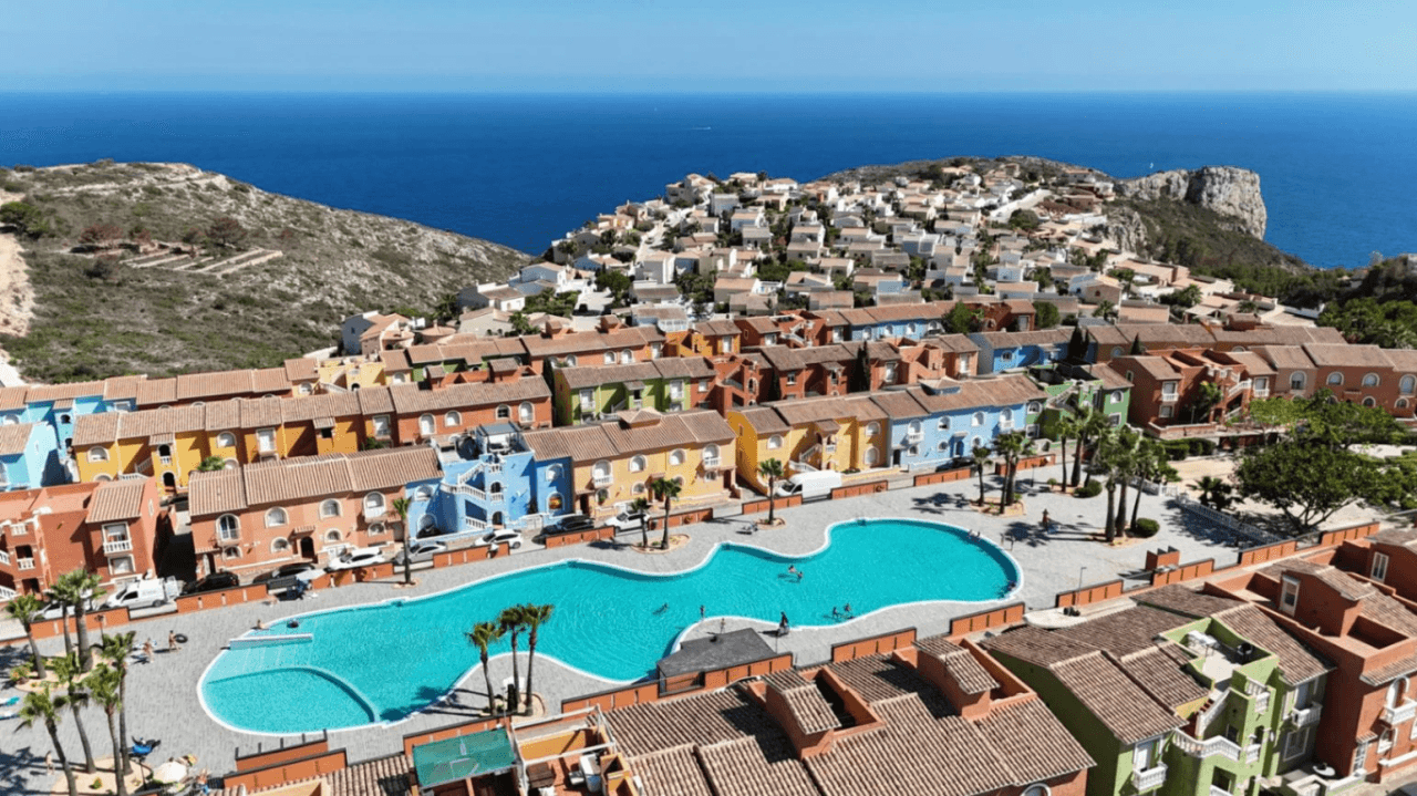 Cumbre del Sol appartement duplex rénové à Pueblo de la Paz