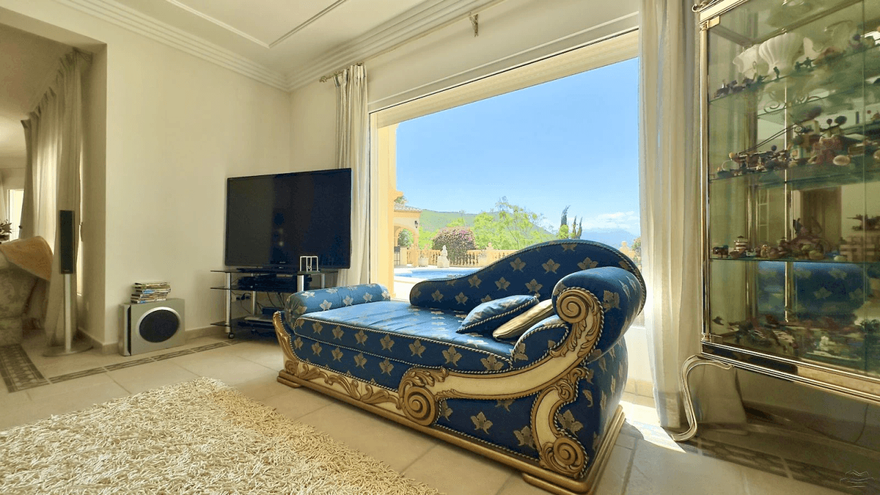 Magnifique villa de luxe à vendre à Javea avec vue sur la mer et le Montgó.