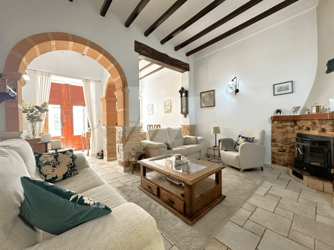 Se vende casa de pueblo con carácter en el centro histórico de Teulada.
