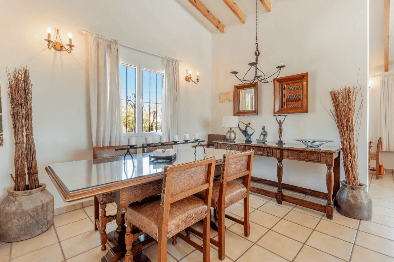 Villa à vendre à Moraira avec 4 chambres et piscine privée