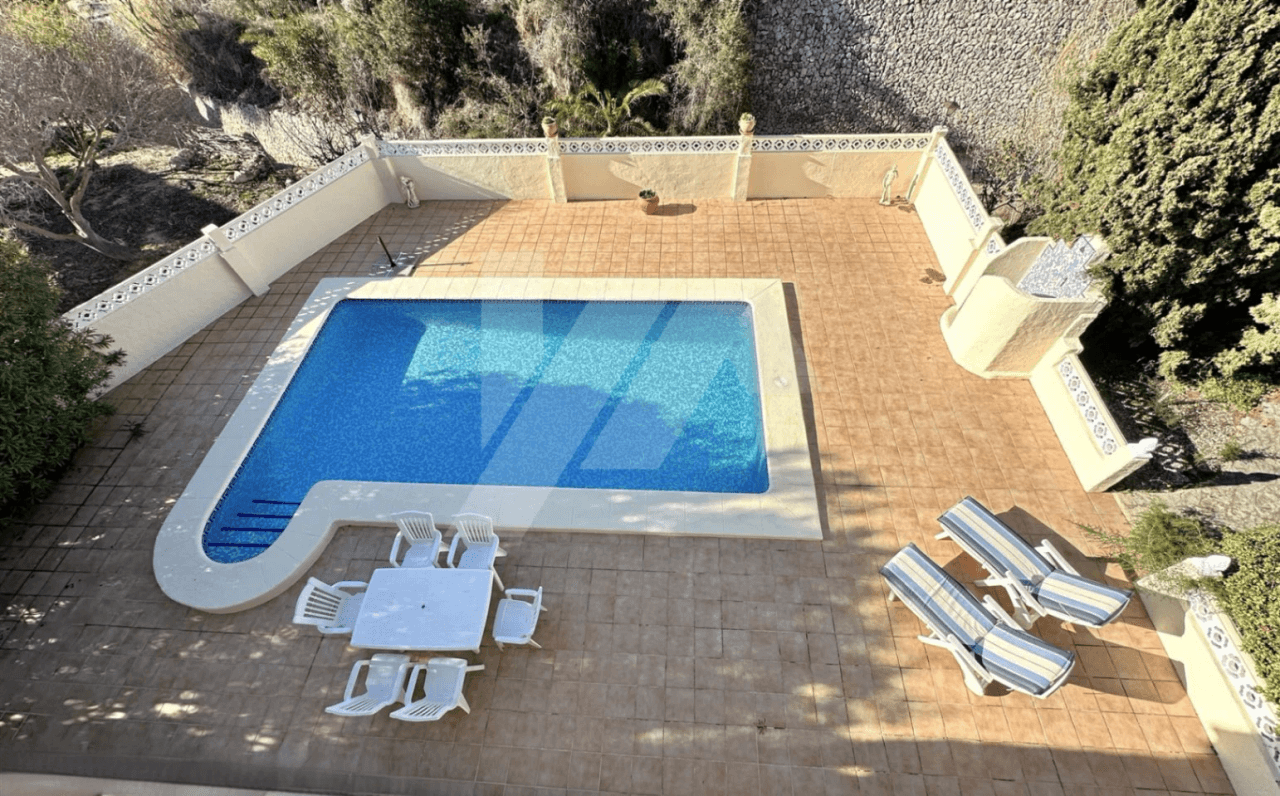 Villa à vendre à Benissa, à distance de marche de la plage de Baladrar.