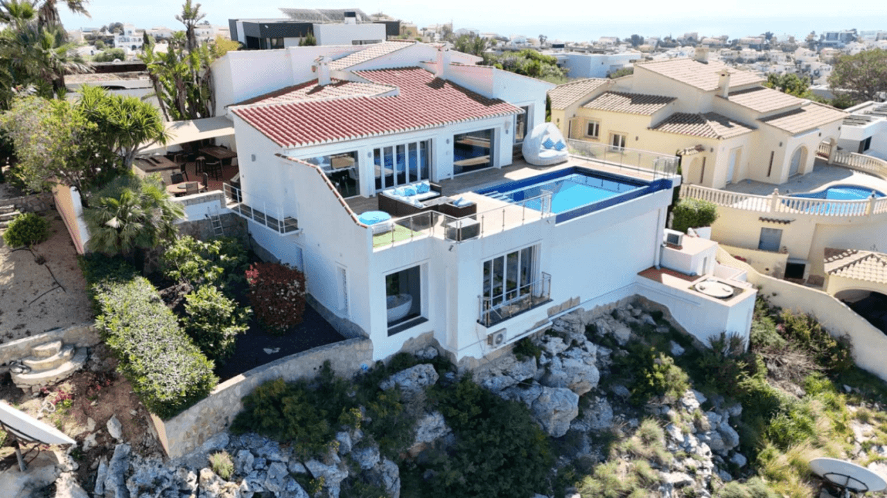 Cumbre del Sol, villa de luxe avec vues panoramiques sur la mer à Magnolias