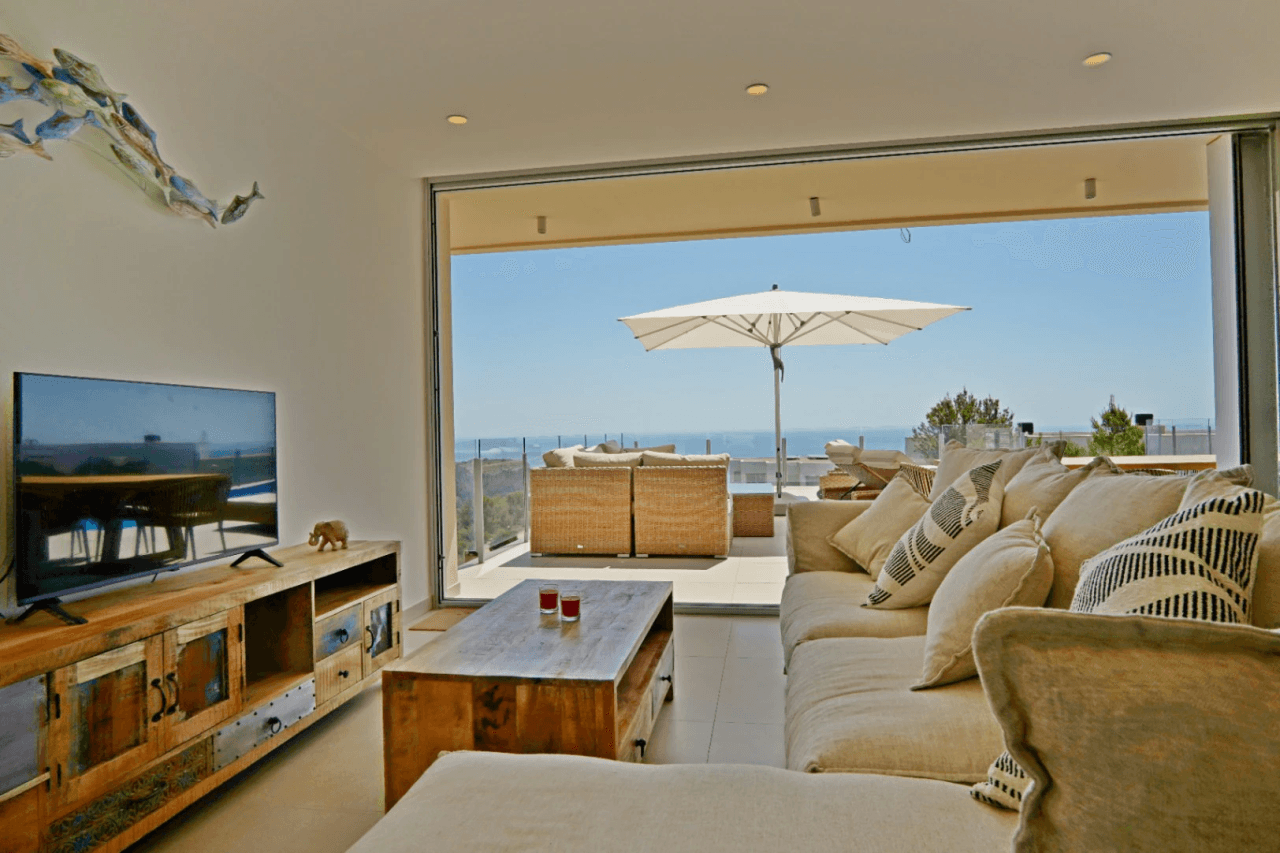Villa moderne Cumbre del Sol avec vue sur la mer