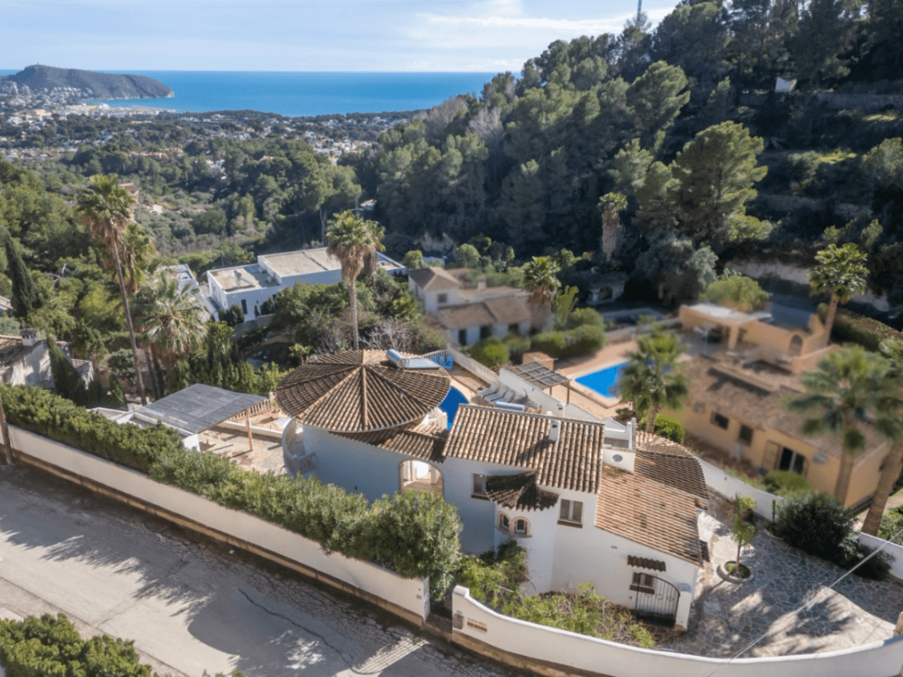 Belle villa spacieuse avec vue sur la mer à vendre à Benimeit, Moraira