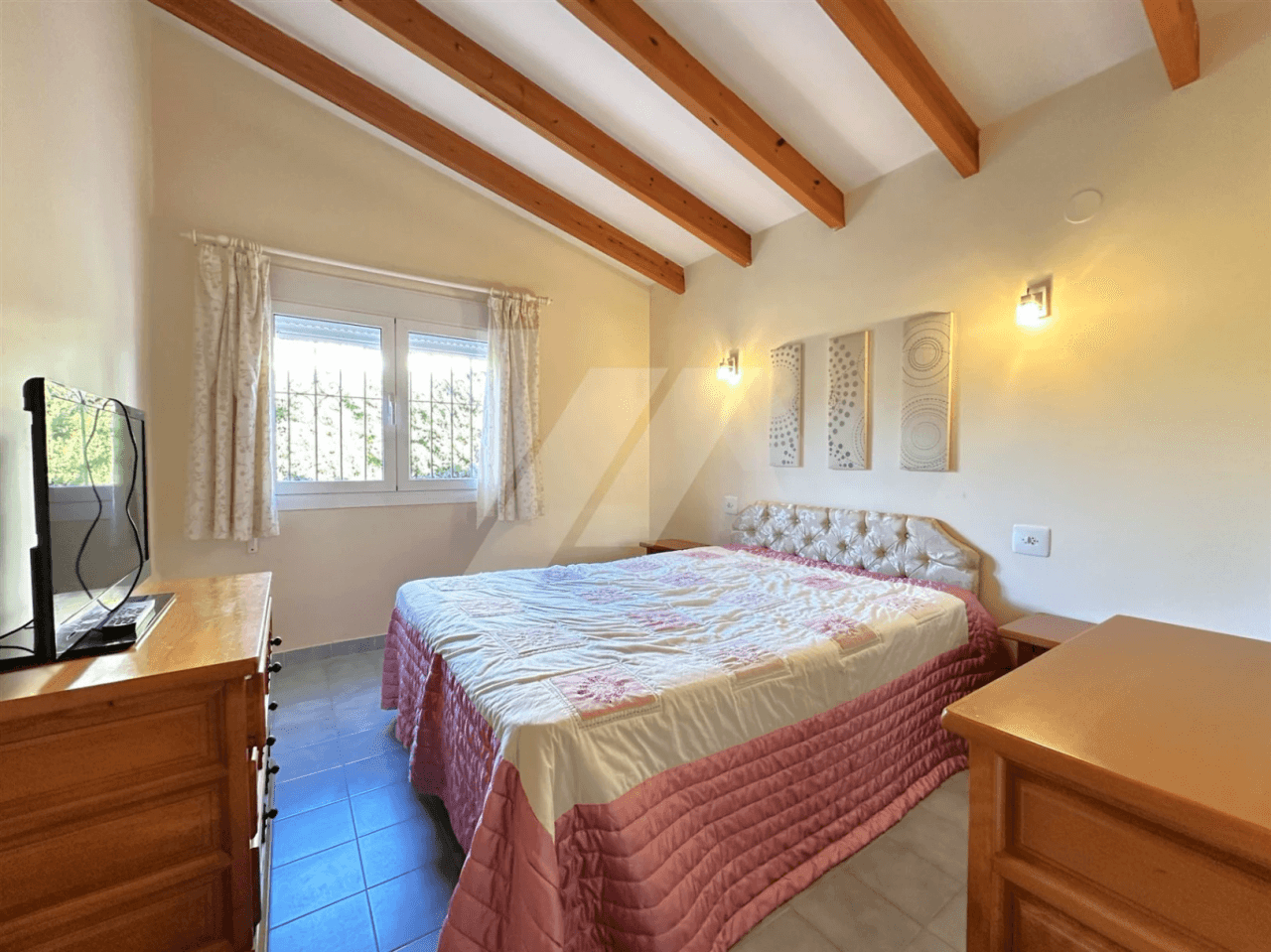 Villa à vendre à Benissa, à distance de marche de la plage de Baladrar.