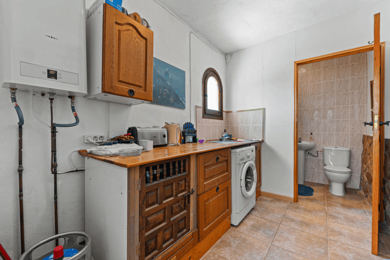 Villa à vendre à Benissa, Montemar, avec piscine privée.