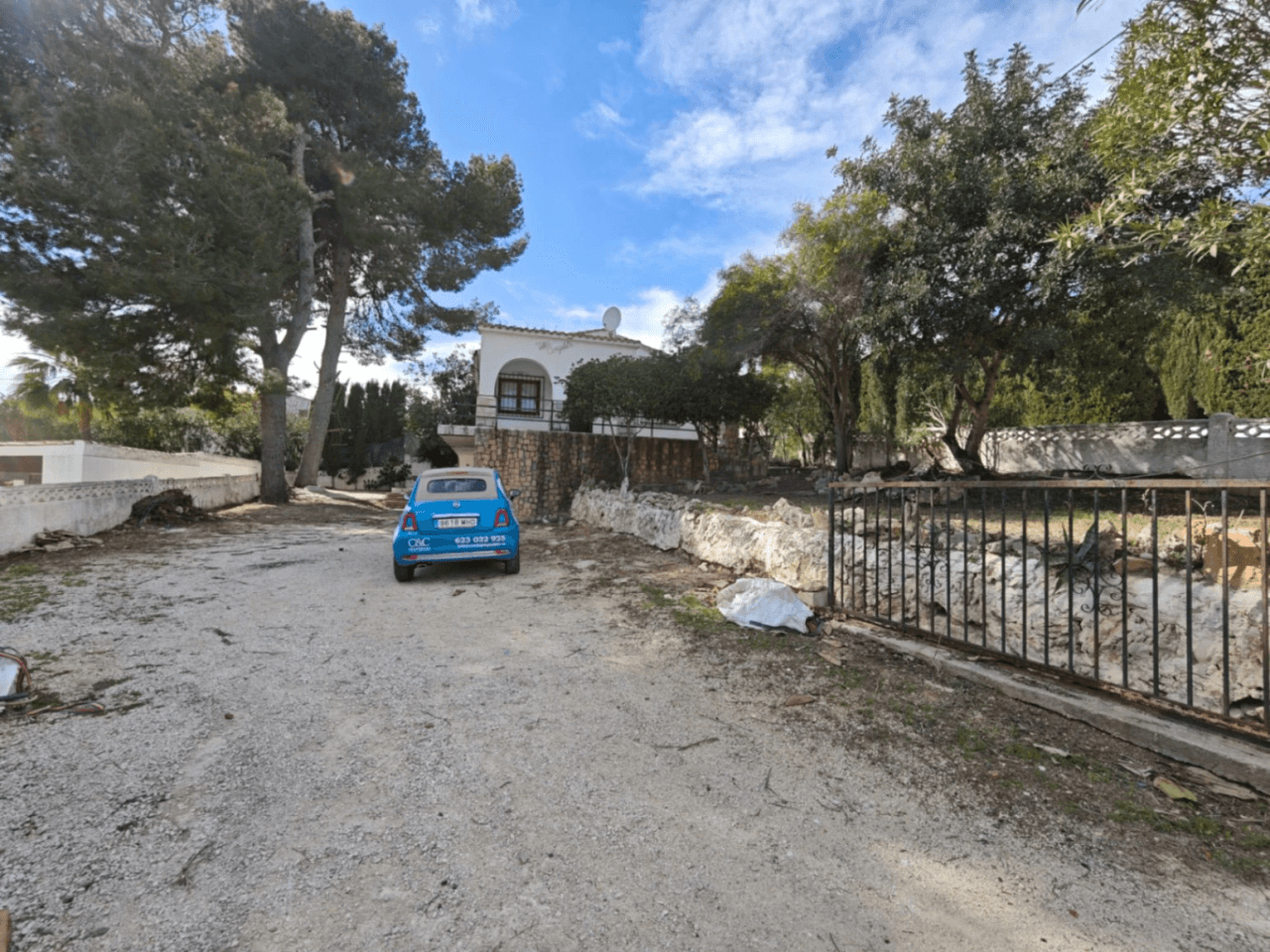 Vente de villa à réformer avec 2 chambres à Moraira, Alicante