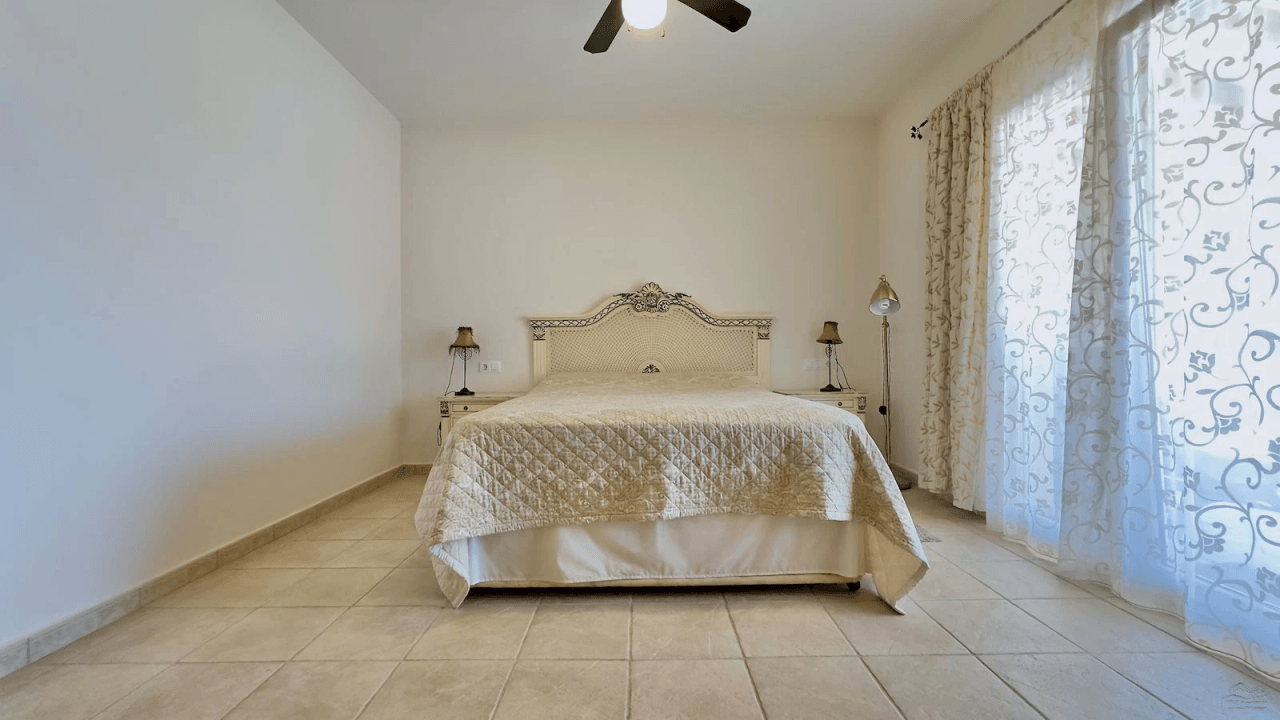 Magnifique villa de luxe à vendre à Javea avec vue sur la mer et le Montgó.