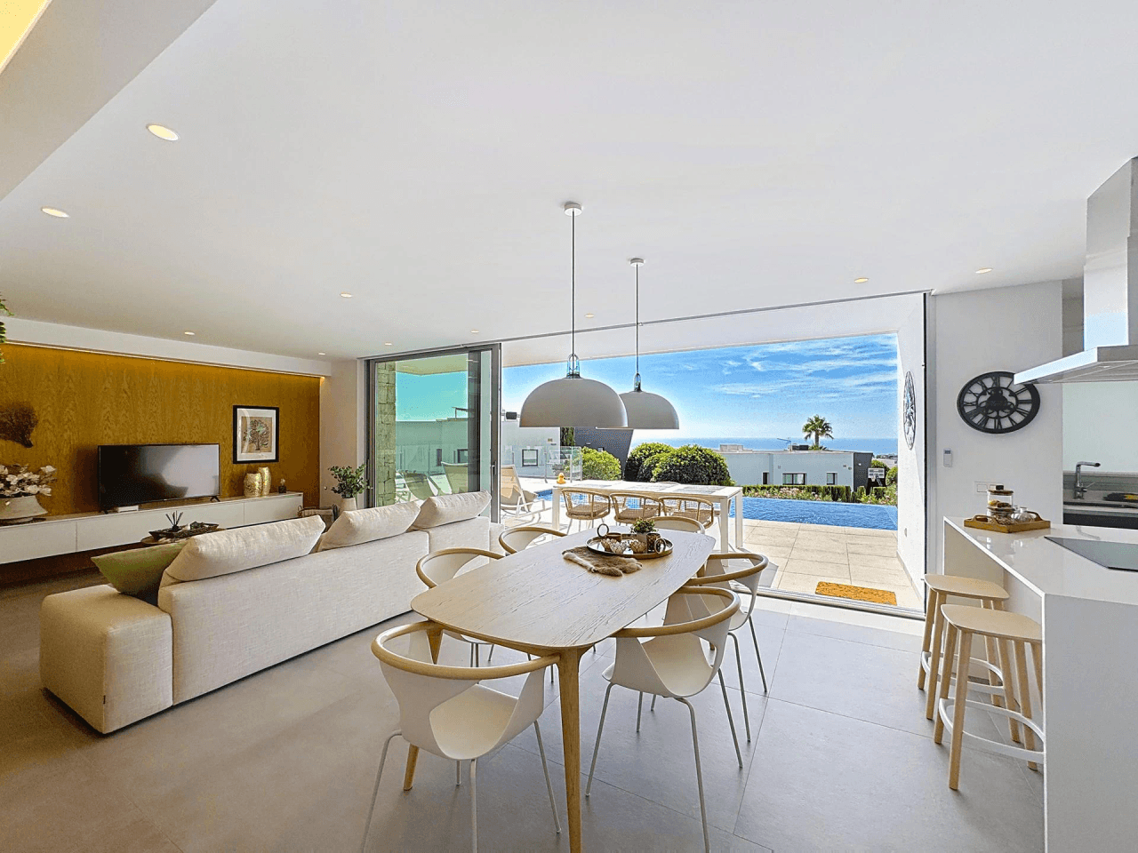 Villa moderne Cumbre del Sol avec vue sur la mer