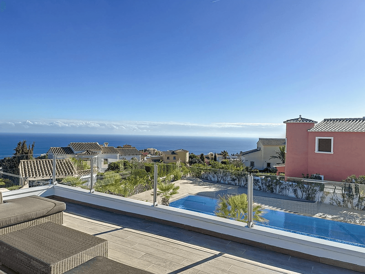 Villa Cumbre del Sol avec vue sur la mer à Magnolias