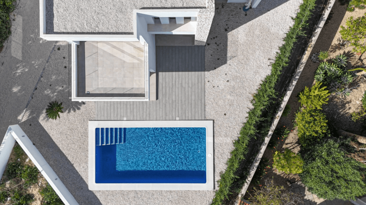 Villa moderne à La Fustera : 3 chambres et piscine privée