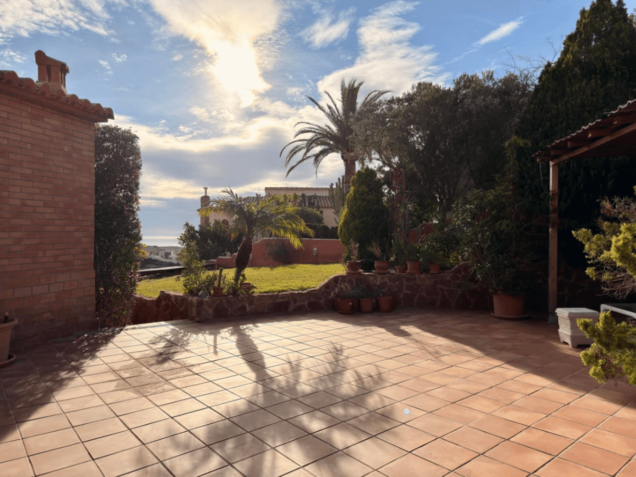 Cumbre del Sol : villa méditerranéenne avec piscine et vue sur la mer
